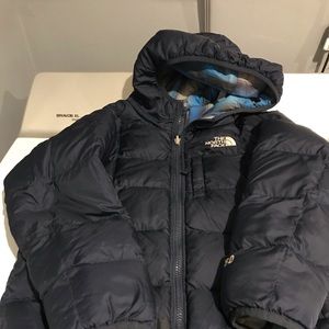 North face 550 reversible size 10/12